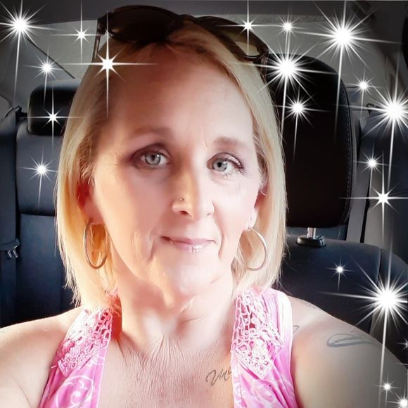 Meet your Posher, Kelly - Picture 1 of 1